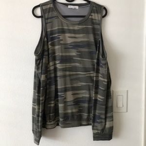 Socialite Cold shoulder camo sweatshirt